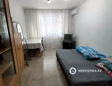 1-комнатная квартира, этаж 2 из 4, 31 м², на длительный срок