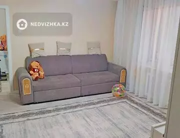 4-комнатная квартира, этаж 3 из 5, 77 м²