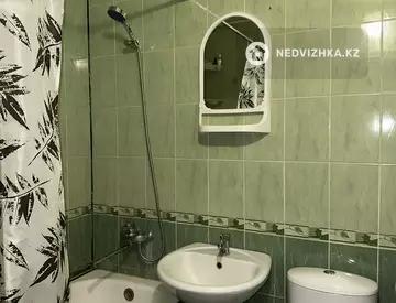1-комнатная квартира, этаж 2 из 5, 27 м², на длительный срок