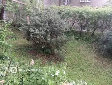 3-комнатная квартира, этаж 1 из 4, 50 м², на длительный срок