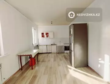 3-комнатный дом, 8 соток, 90 м²