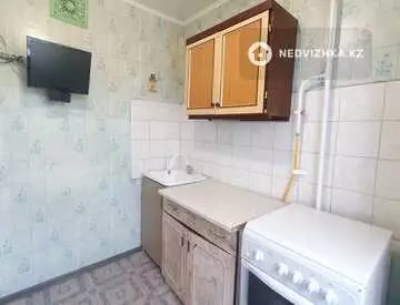2-комнатная квартира, этаж 3 из 5, 49 м²