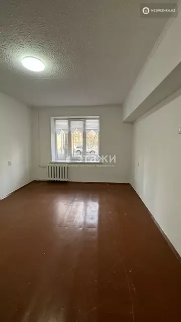 1-комнатная квартира, этаж 1 из 3, 32 м²