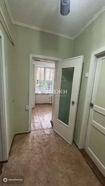 1-комнатная квартира, этаж 1 из 3, 32 м²
