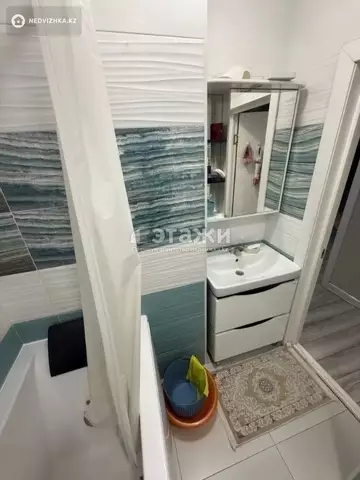 2-комнатная квартира, этаж 5 из 6, 38 м²