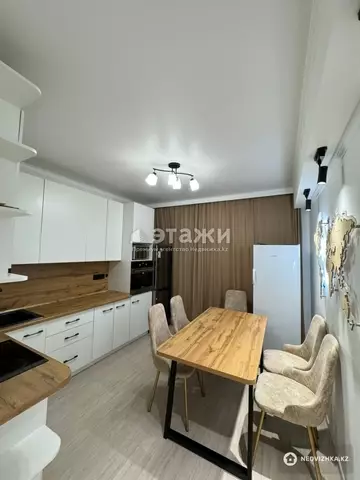 3-комнатная квартира, этаж 7 из 9, 83 м²