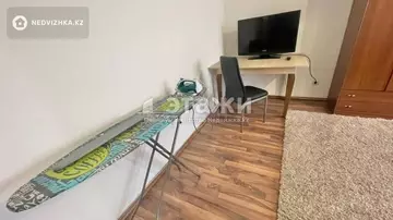 2-комнатная квартира, этаж 8 из 18, 57 м²