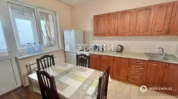 2-комнатная квартира, этаж 8 из 18, 57 м²