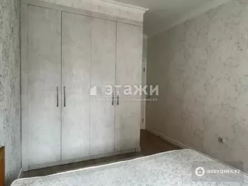 2-комнатная квартира, этаж 8 из 12, 61 м²