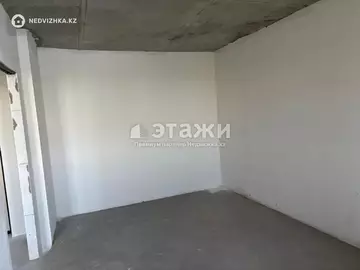 1-комнатная квартира, этаж 9 из 9, 37 м²