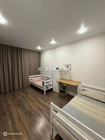 2-комнатная квартира, этаж 1 из 12, 44 м²