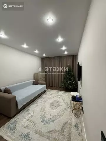 2-комнатная квартира, этаж 1 из 12, 44 м²