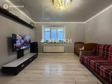2-комнатная квартира, этаж 4 из 4, 55 м²