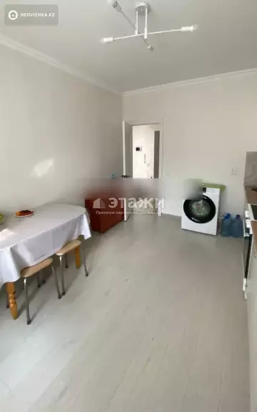 2-комнатная квартира, этаж 1 из 9, 55 м²