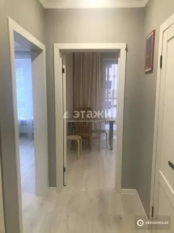1-комнатная квартира, этаж 4 из 12, 38 м²