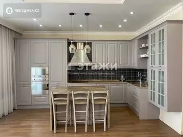 2-комнатная квартира, этаж 6 из 8, 109 м²