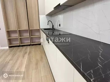 3-комнатная квартира, этаж 2 из 8, 130 м²