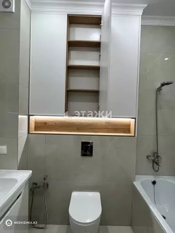 2-комнатная квартира, этаж 8 из 12, 37 м²