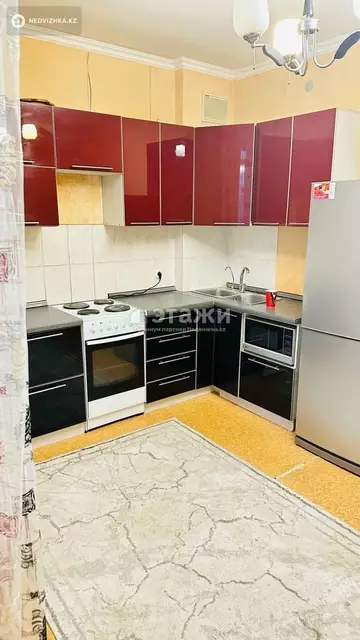 2-комнатная квартира, этаж 8 из 14, 76 м²