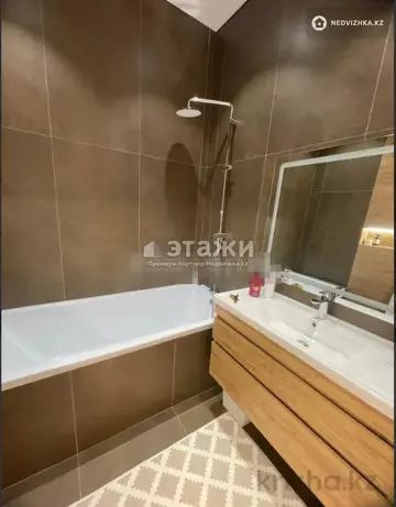 2-комнатная квартира, этаж 14 из 14, 65 м²