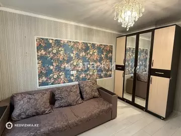 2-комнатная квартира, этаж 4 из 5, 35 м²