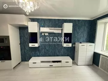 2-комнатная квартира, этаж 4 из 5, 35 м²