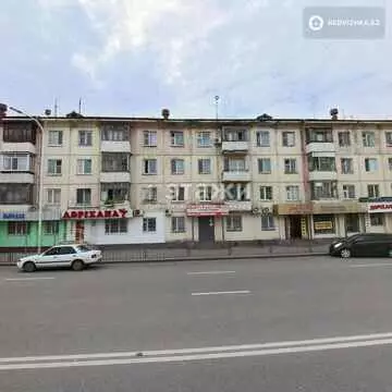 2-комнатная квартира, этаж 4 из 4, 45 м²