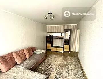 1-комнатная квартира, этаж 3 из 5, 35 м²