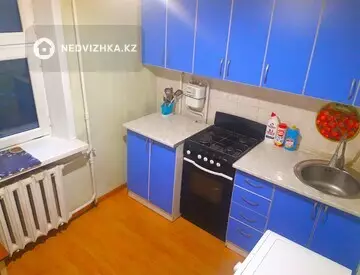 1-комнатная квартира, этаж 3 из 5, 30 м²