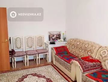 2-комнатная квартира, этаж 1 из 9, 49 м²
