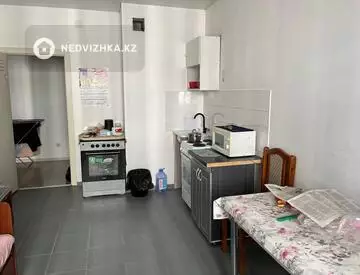 1-комнатная квартира, этаж 4 из 12, 45 м²