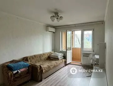 2-комнатная квартира, этаж 4 из 4, 42 м²
