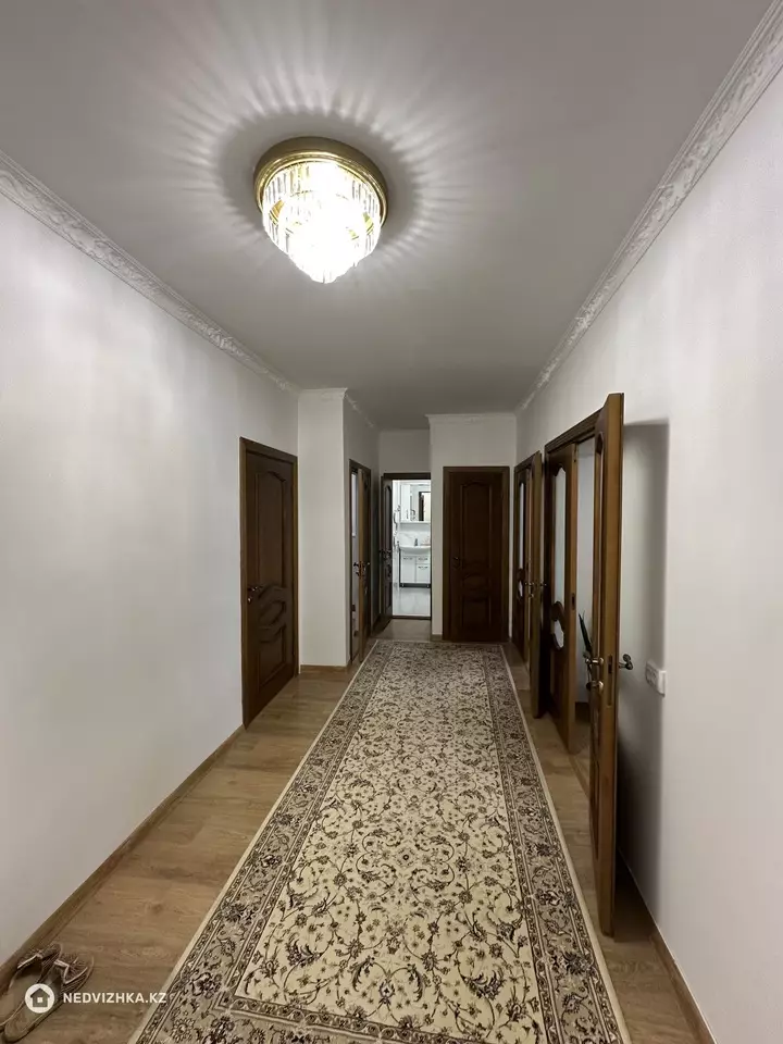 102 м², 3-комнатная квартира, этаж 3 из 5, 102 м², изображение - 1