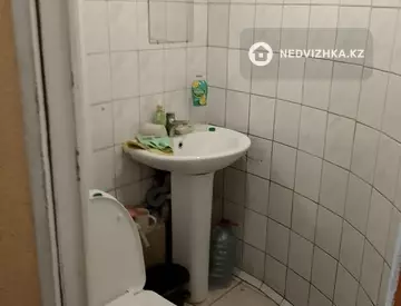 Готовый бизнес, в жилом доме, этаж 1 из 5, 100 м²