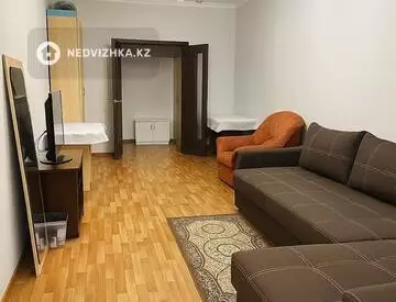 2-комнатная квартира, этаж 9 из 9, 53 м²