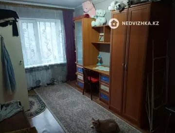 3-комнатная квартира, этаж 1 из 5, 60 м²