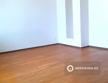 2-комнатная квартира, этаж 7 из 10, 62 м²