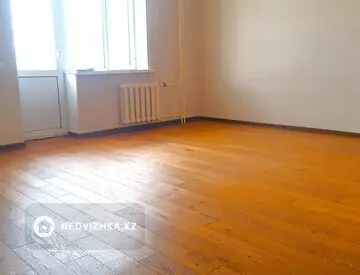 2-комнатная квартира, этаж 7 из 10, 62 м²