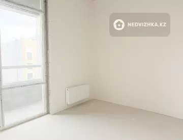 1-комнатная квартира, этаж 9 из 12, 38 м²