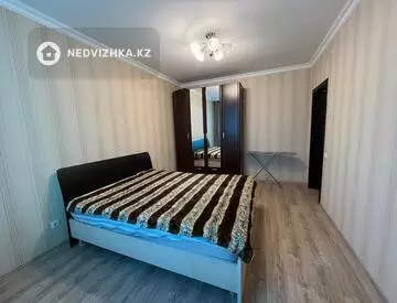 2-комнатная квартира, этаж 8 из 12, 60 м², на длительный срок