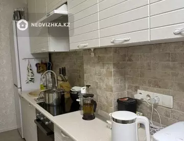 2-комнатная квартира, этаж 4 из 7, 51 м²