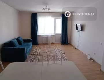 2-комнатная квартира, этаж 5 из 18, 66 м², на длительный срок