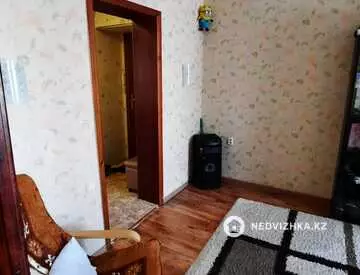 3-комнатная квартира, этаж 4 из 5, 61 м²