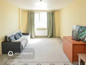 2-комнатная квартира, этаж 8 из 12, 57 м²