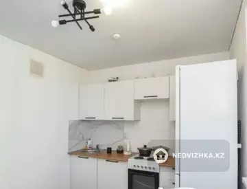 2-комнатная квартира, этаж 8 из 12, 57 м²