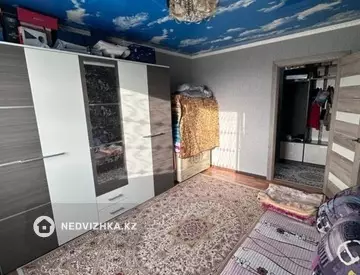 2-комнатная квартира, этаж 4 из 9, 52 м²