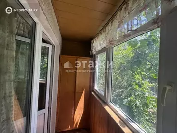 1-комнатная квартира, этаж 3 из 5, 32 м²