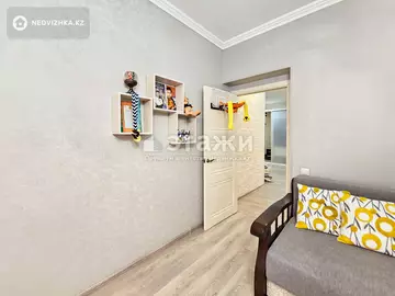 3-комнатная квартира, этаж 11 из 18, 99 м²