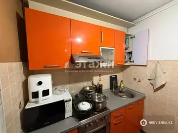 1-комнатная квартира, этаж 3 из 5, 33 м²