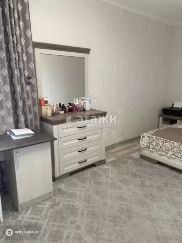 2-комнатная квартира, этаж 17 из 21, 65 м²